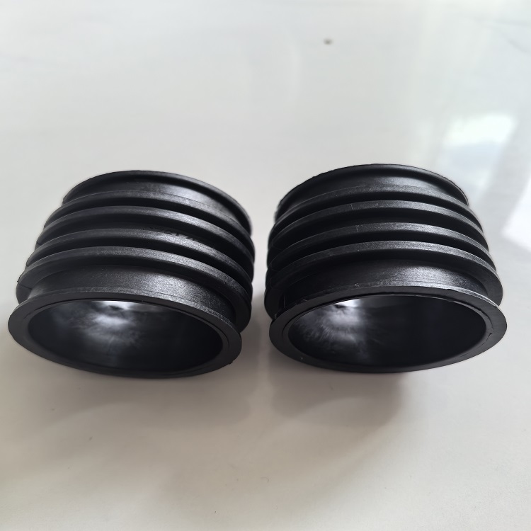 适用于沃尔沃橡胶软管21021925 沃尔沃发动机连接管 沃尔沃挖掘机连接管 沃尔沃铰接式卡车连接管 沃尔沃卡车连接管