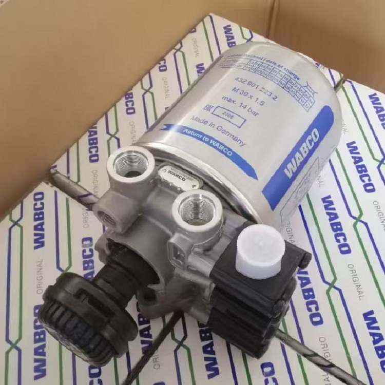 适用于沃尔沃干燥瓶21620172 WABCO干燥器4324251050 FM空气干燥器总成85003628