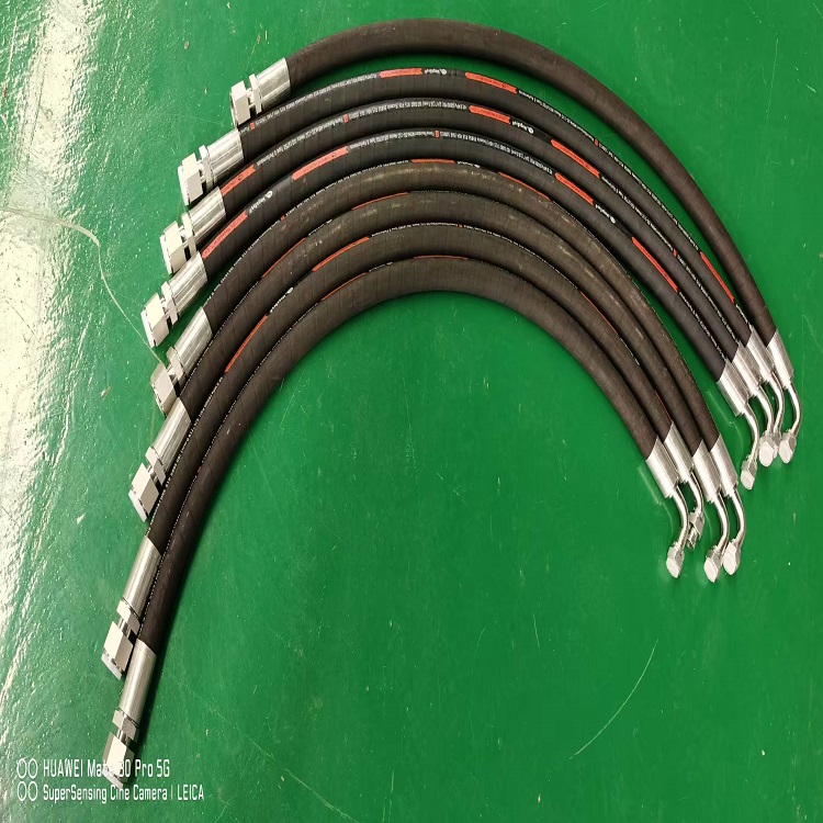 Suitable for Volvo hydraulic hose 14713085 EC750D control valve to rotary assembly pipe Volvo excavator 750 hose accessories