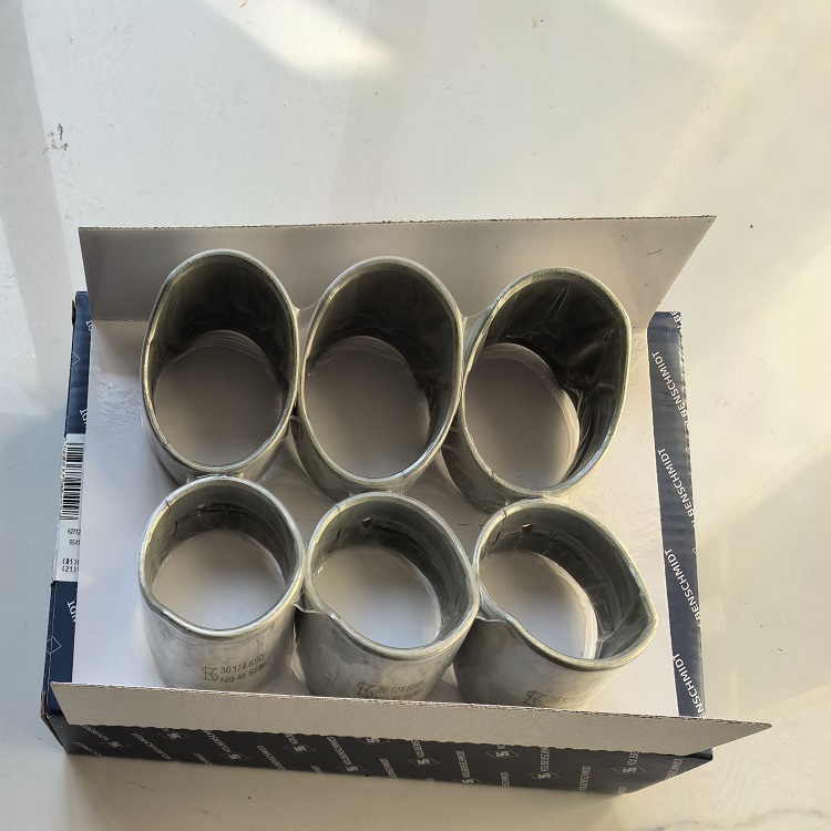 Suitable for VOLVO PENTA TAD1150-1152VE engine accessories TAD1140/1/2VE connecting rod bushings 8148117 TAD1170/1/2VE engine accessories