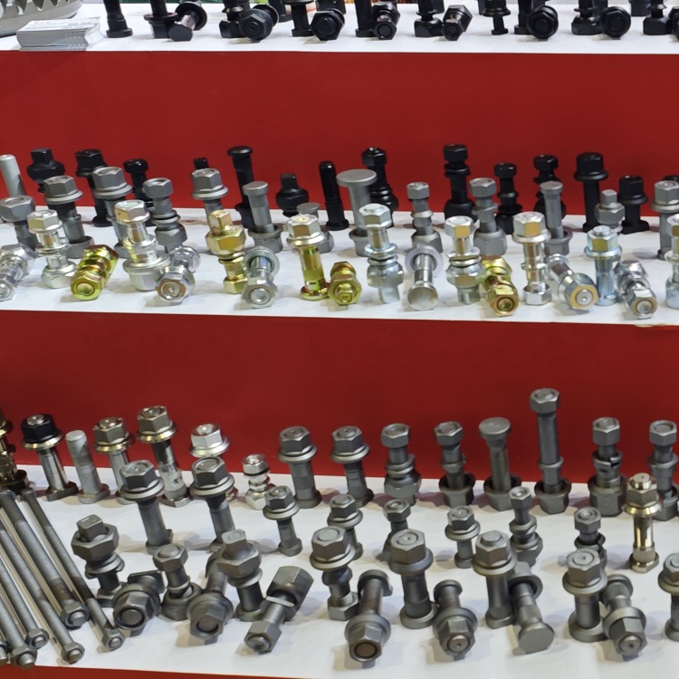 Suitable for truck tire nuts VOLVO truck tire screws