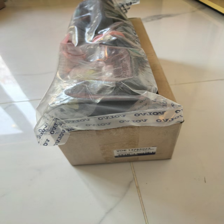 EC250EL display wiring harness 14755023 is suitable for Volvo excavator accessories EC380EL EC480-220E-750D-950EL4 EW205E